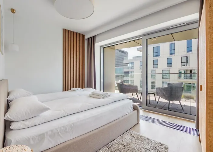 Nabrzeze Yacht Park, Sun & Snow Gdynia